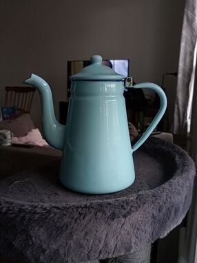 Classic Reservoir China Light Blue Teal Enamel Coffee Pot Farmhouse